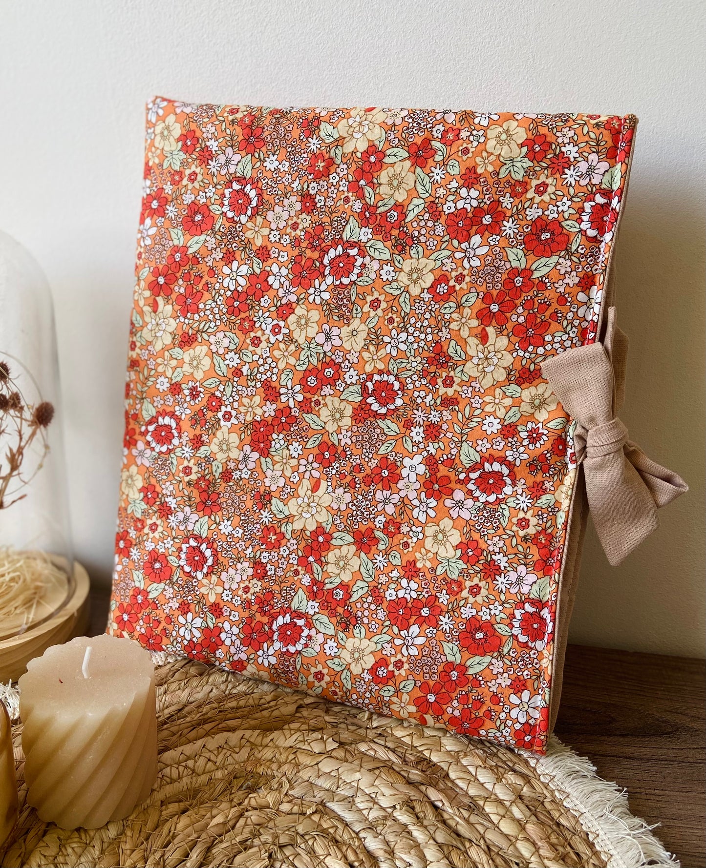 Pochette à livre noeud fleuri orange