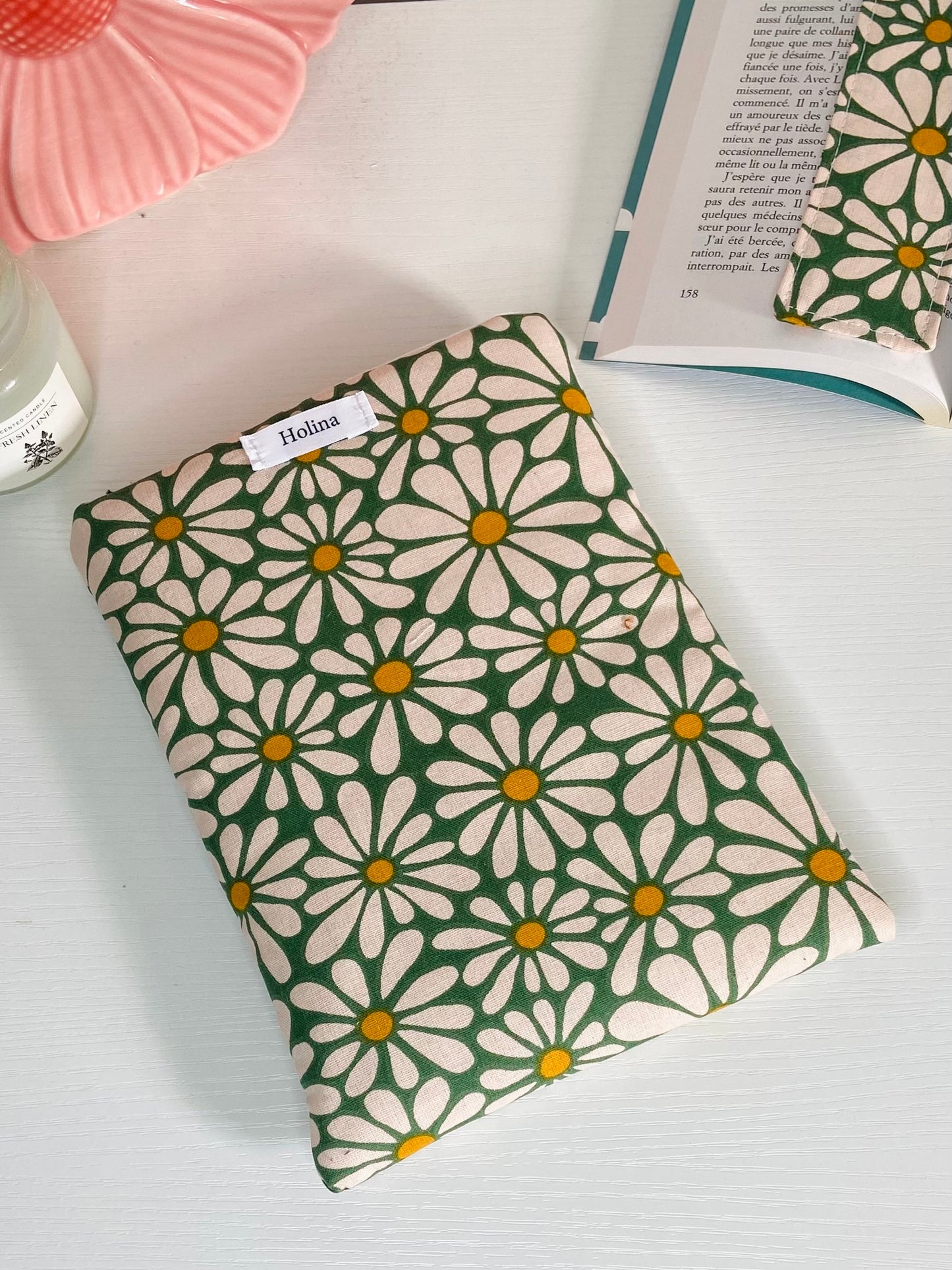 pochette à livre fleurie verte fait main