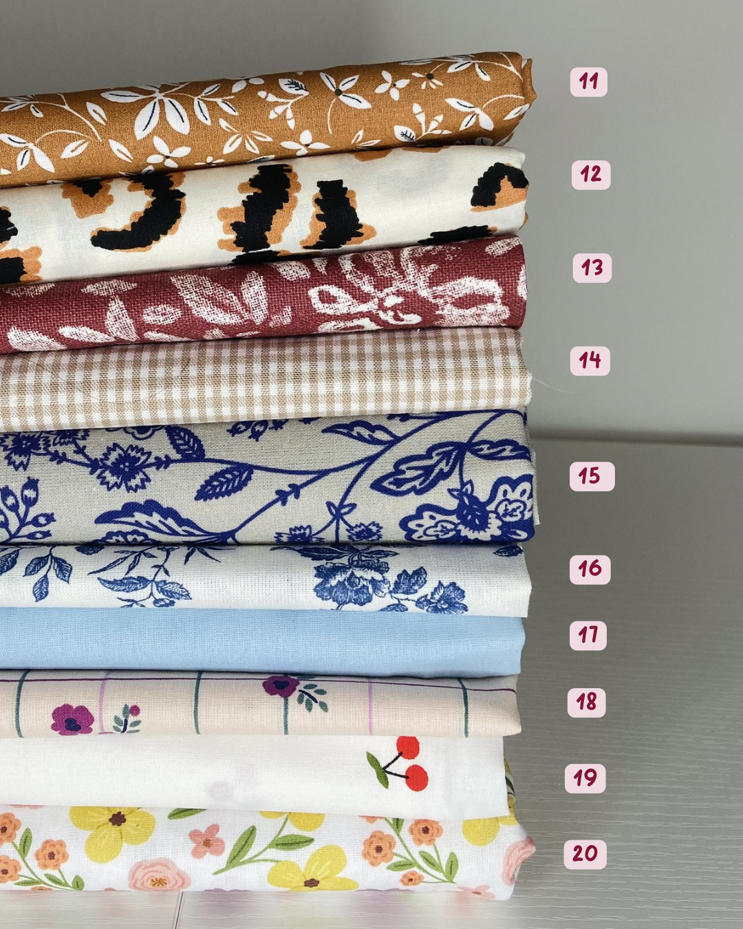 housse livre tissu floral
cadeau pour lectrice fait main