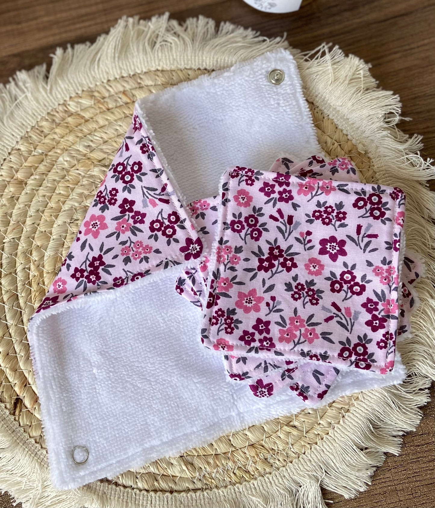 Lingettes + pochette 2 en 1 Violet